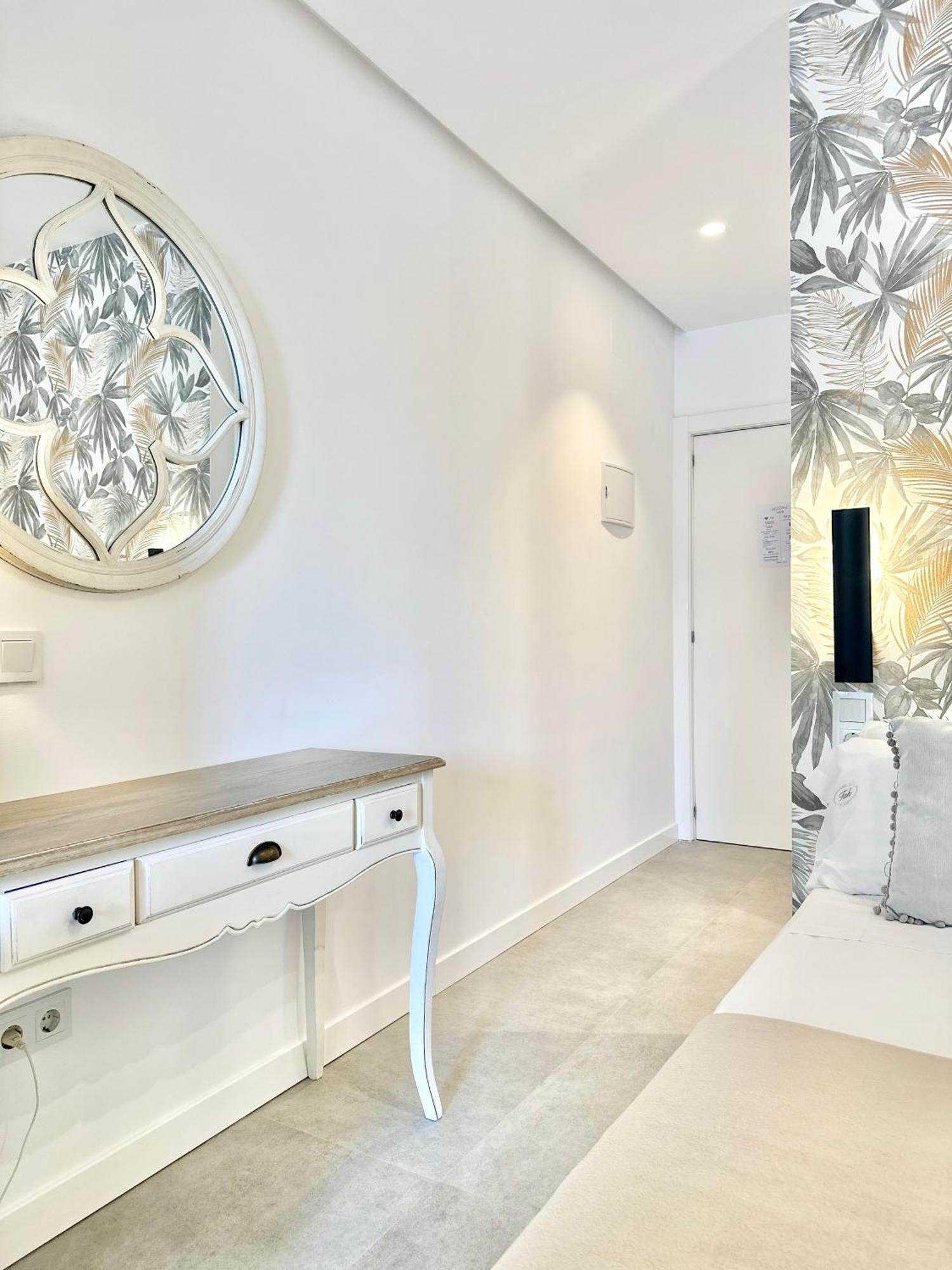 Loft 18 Beachfront Marbella Center Dış mekan fotoğraf