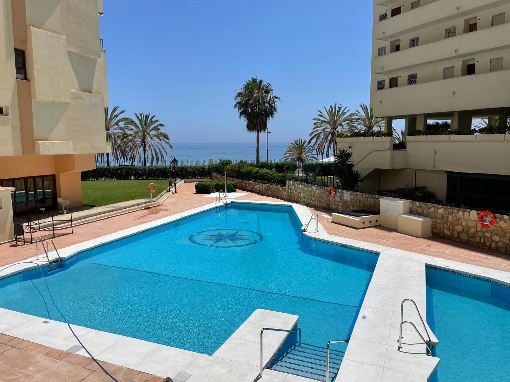Loft 18 Beachfront Marbella Center Dış mekan fotoğraf